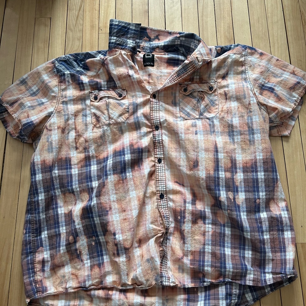 Y2K men’s short sleeve plaid shirt size 4 XL bleach nice colors